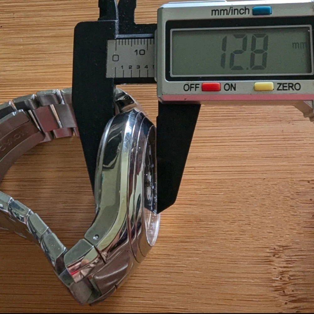 Movado Silver DEREK JETER LIMITED EDITION... CHRONOGRAPH - Picture 12 of 12